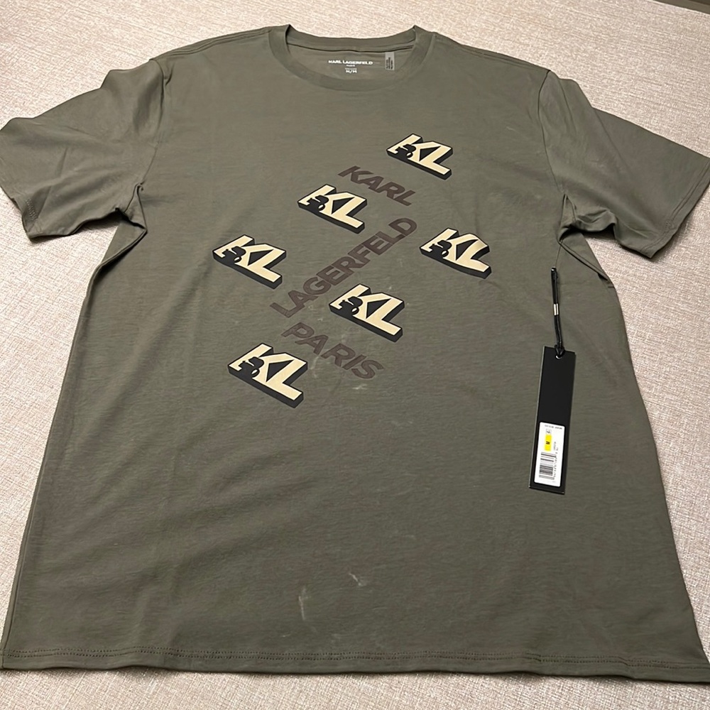Karl Lagerfeld Paris Men’s M / Graphic T-SHIRT / NWT